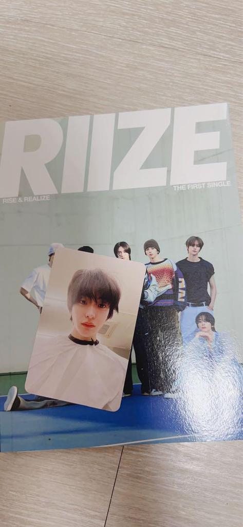 [USED] RIIZE Album Get A Guitar with Photo Card Anton