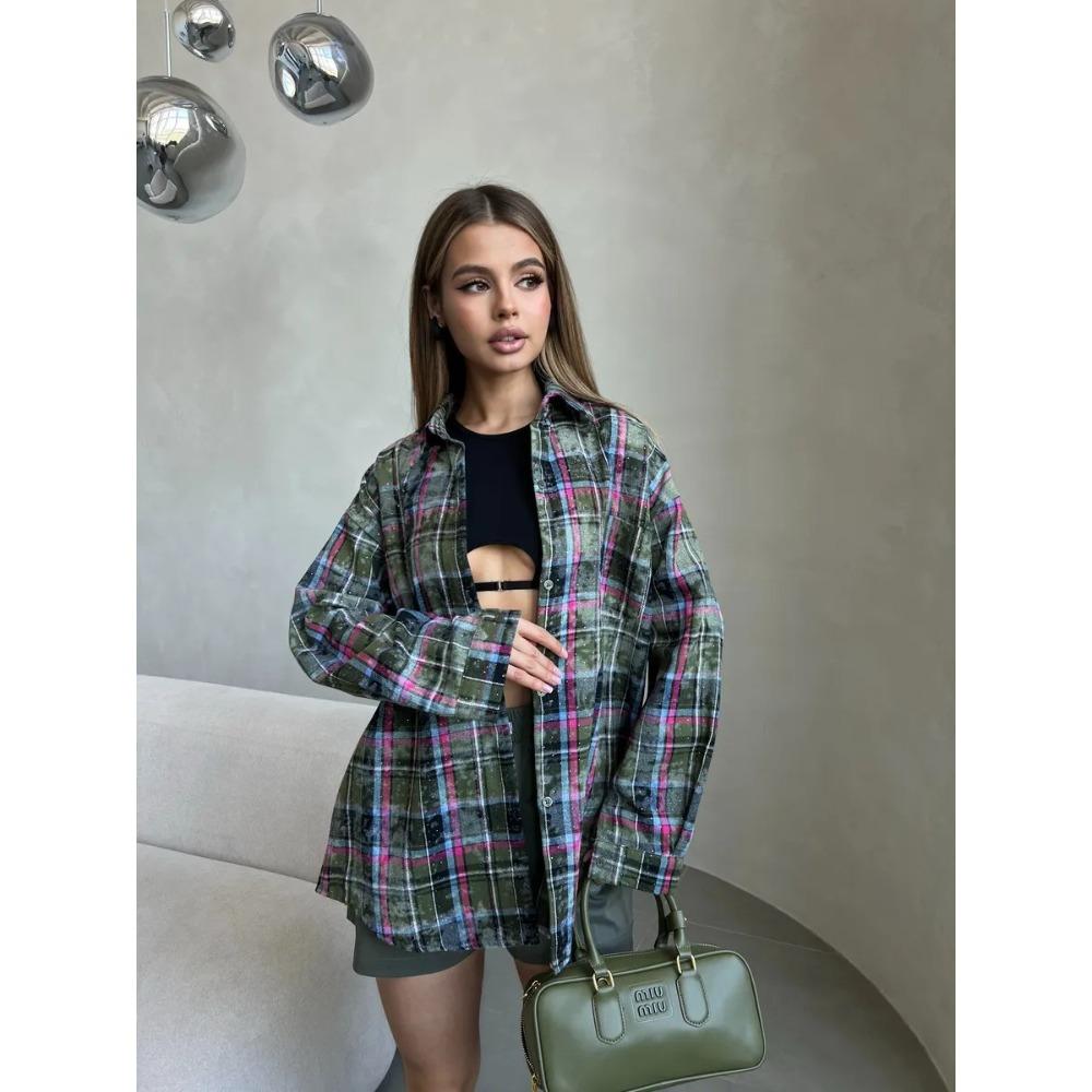 Women's Point Collar Long Sleeve Plaid Shirt Loose Fit Vintage Casual Pocket Blouse