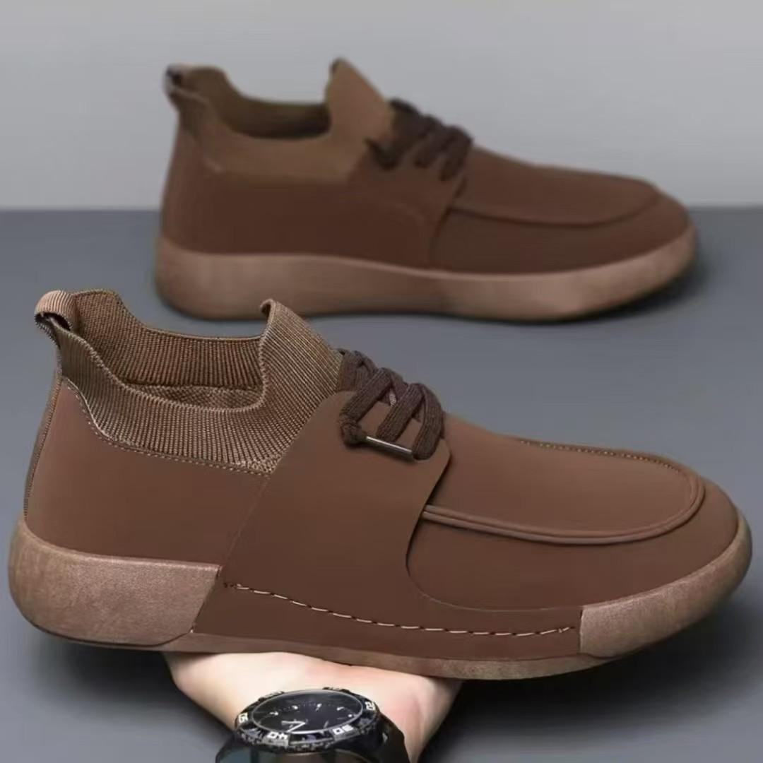 

Мужская обувь весна однопедальная матовая кожа повседневная обувь воловья кожа дышащая кривые туфли клоуна модные носки мужская обувь 44