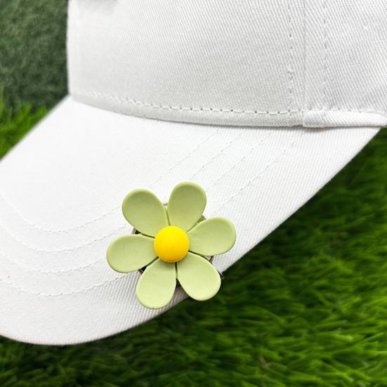 Magnetic Golf Ball Marker with Hat Clip Flower Shape Golf Ball Marker Magnet Cap Clip Set Golf Bag Accessories for Women Men Golfer Gift