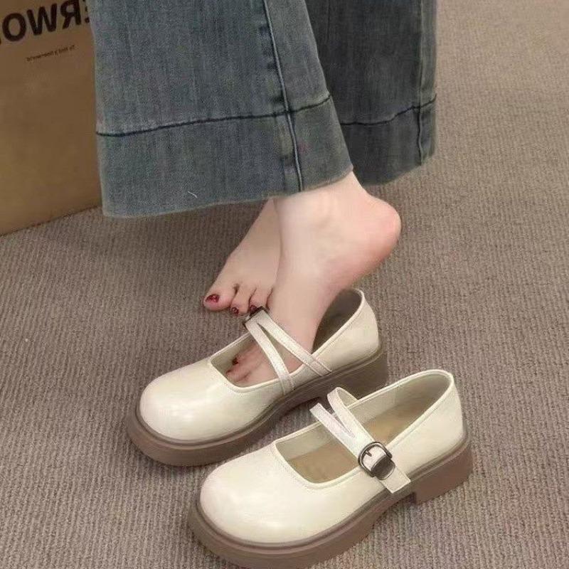 Shallow Mary Jane Shoes Women's Spring and Autumn Retro Round Head Low Heel Single Shoes Uniform Small Leather Shoes