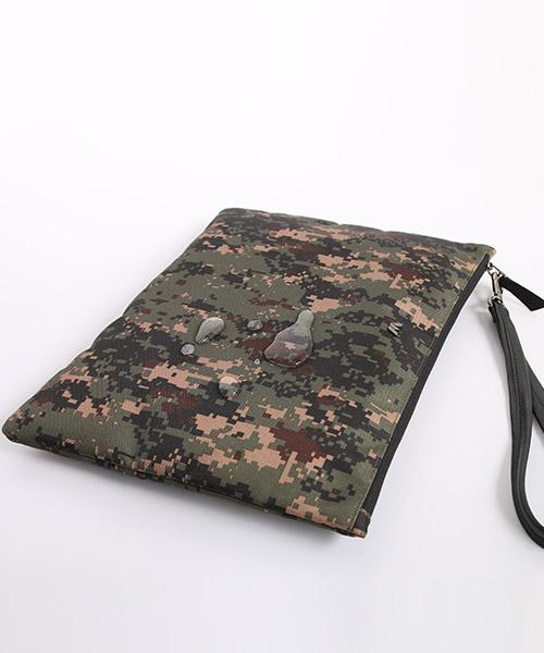 Works Pedition Ml Clutch Bag Dark [Wppk056] (Unisex)