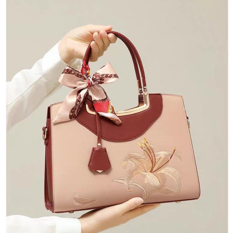 Elegant Embroidered Mom s Crossbody Handbag - Large Capacity, Perfect for Mother s Day 2026