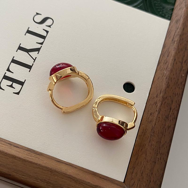 Red Gemstone Stud Earrings Geometric Oval Ear Buckle Design Sense Niche Guochao Retro Ankara Red Wedding Earrings Women