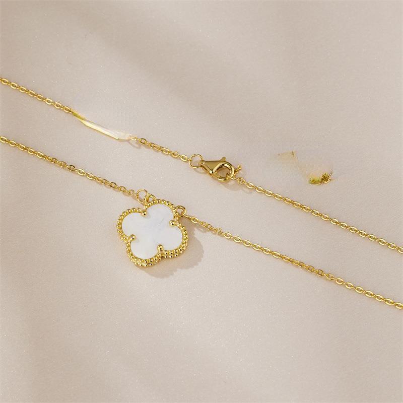 Lucky Four-Leaf Clover Classic Versatile Necklace Female Niche Simple Senior Collarbone Chain Pendant Birthday Gift