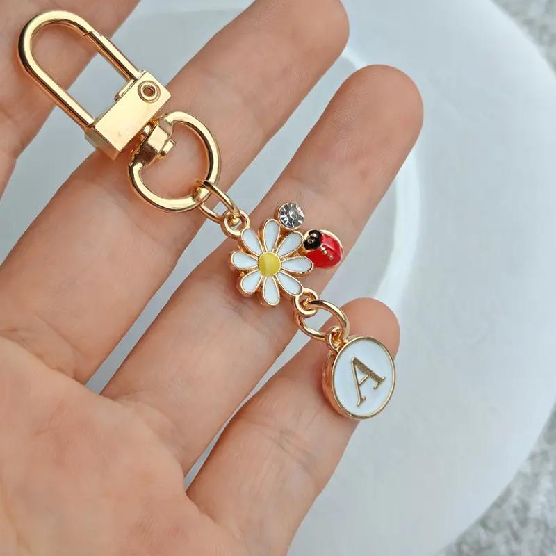 

1 шт. Семиточечная божья коровка Вечеринка Сделай сам Креативность Металлический дизайн Карабин Брелок Маркер 26 английских букв Подарок A золотой/белый