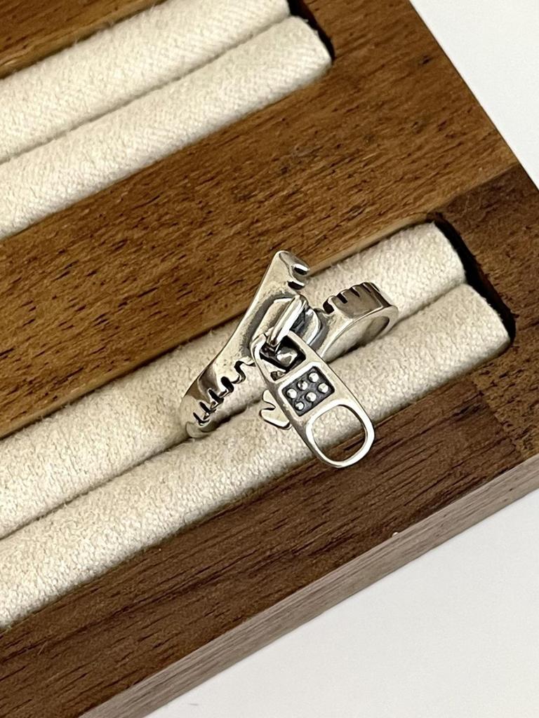 Trendy Heavy-Duty s925 Sterling Silver Zipper Ring - Unisex and Versatile