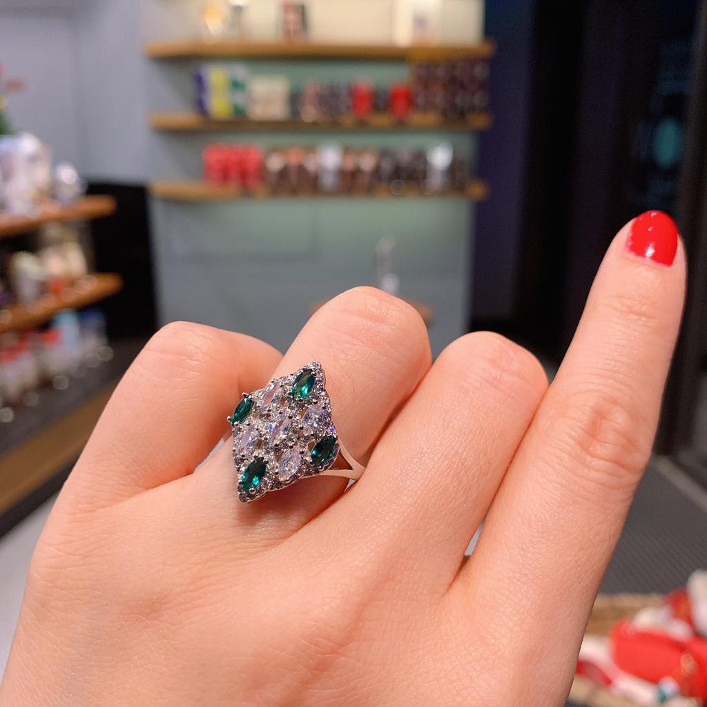 High Carbon Three Piece Set Tiktok Live Broadcast Color Zirconium Matching Fashion Earrings Pendant Ring Emerald Zircon Necklace