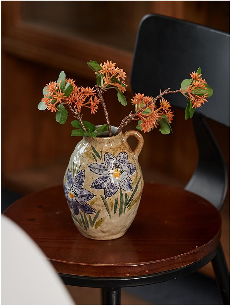 Valley Ceramic Vase: Japanese Retro Hand-Painted Single-Eared Sunflower Pot for Living Room Flower Arrangements