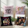 Kpop Heißes Mädchen KKATSEYE Kissenbezug für Schlafzimmer Zimmer und Wohnzimmer Sofa Dekorative Kissenhülle