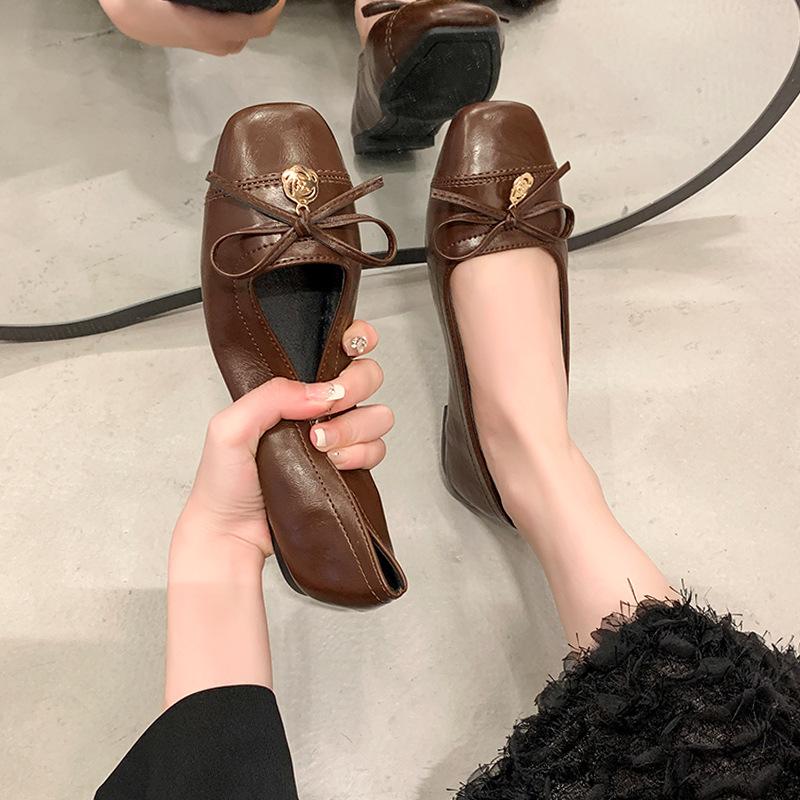 Mary Jane Women's Low Heel Soft Leather Shoes New Round Head Multi functional Retro Fashion Comfortable Leisure Versatile