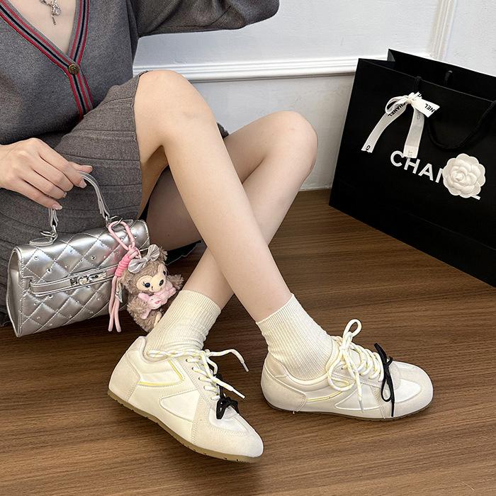 

Star with the same retro ballet training shoes for women 2025 autumn new flat-bottomed double lace-up sports and leisure single shoes for women 40