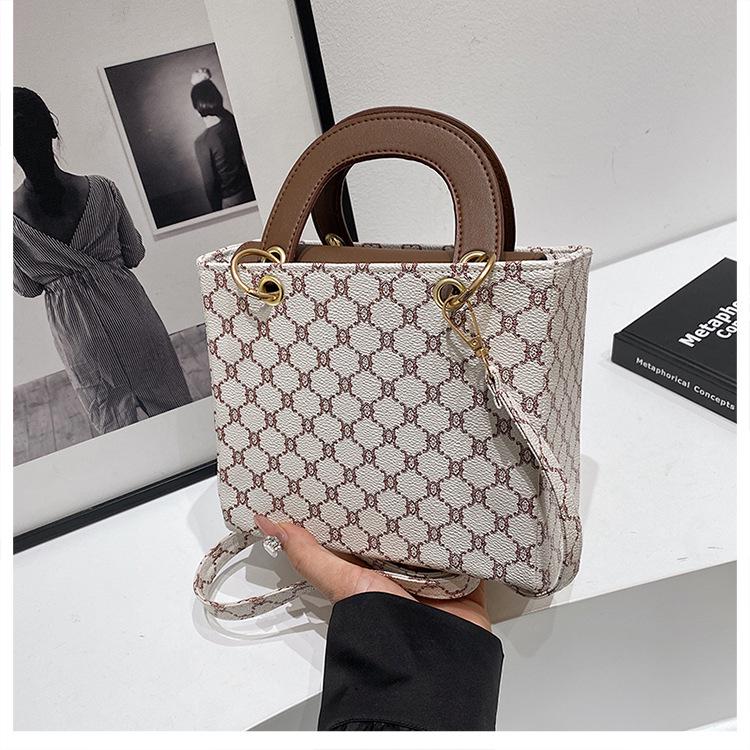 2024 Vintage Blumenhandtasche: Stilvolle Damen Schulter- & Umhängetasche für vielseitiges, elegantes Pendeln