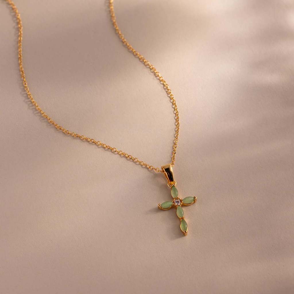 Heart Shaped Cross Pendant Necklace With Pearl Chain For Fashionable Women And Men