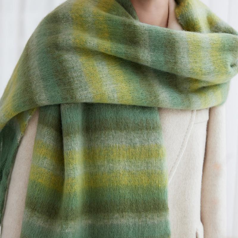 Winter new high-end warm thickened scarf women's winter striped soft scarf skin-friendly, fashionable and fresh