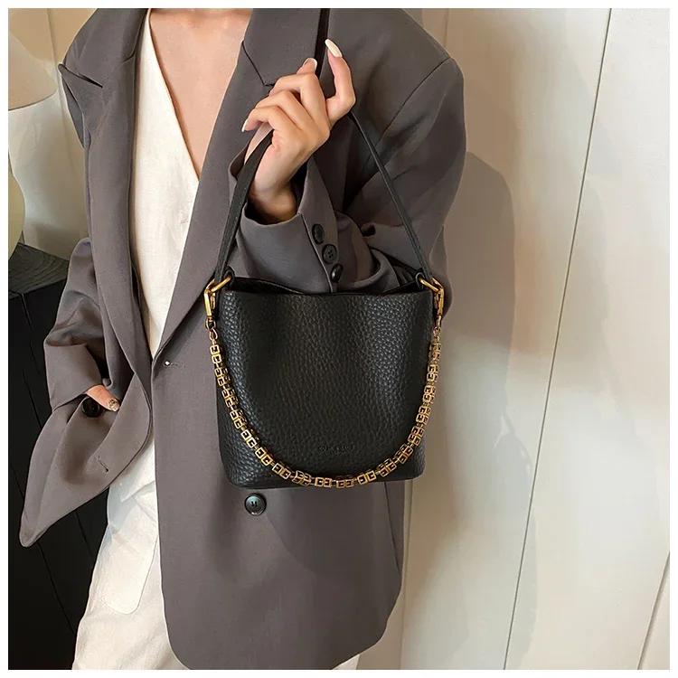 Retro Chain Bag for Women Bucket Bag Crossbody Elegant Versatile High-quality Feel Affordable Luxury New