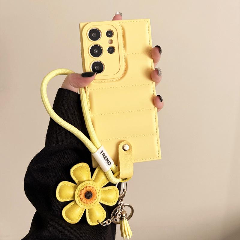 Applicable To Samsung S25ultra Mobile Phone Case, Down Jacket S24 Skin Feeling S24 Anti-drop A73 Lanyard All-inclusive Mobile Phone Case.