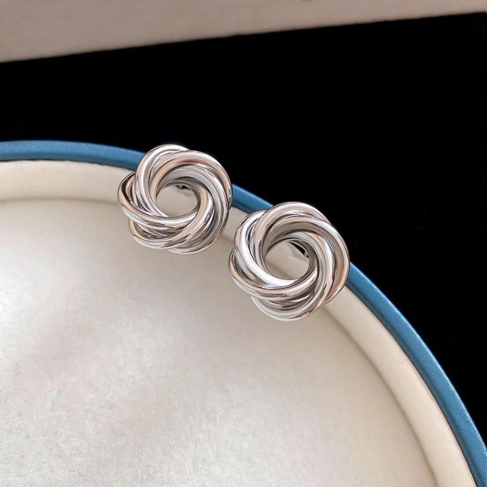 Light Luxury Irregular Earrings Temperament Ladies Ear Studs Geometric Circle Earrings  Women