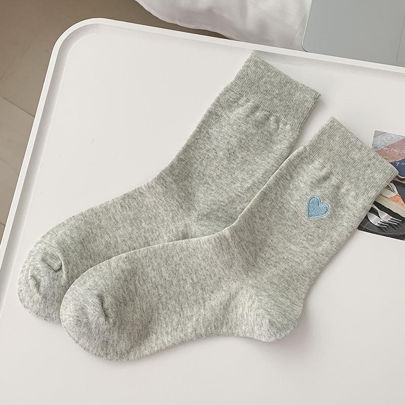 

Женские новые весенне-летние носки-гольфы однотонные простые с вышивкой «Любовь» 1 pair серый