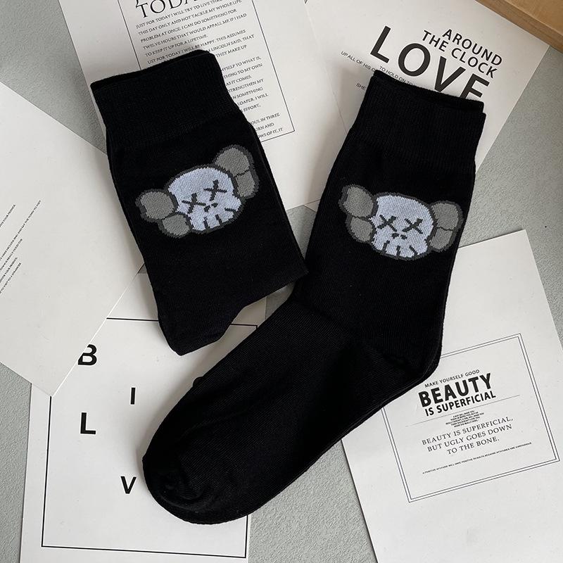 Unisex Mid-Calf Cartoon Little Devil Sports Socks - Trendy High-Top for Skateboarding & Basketball