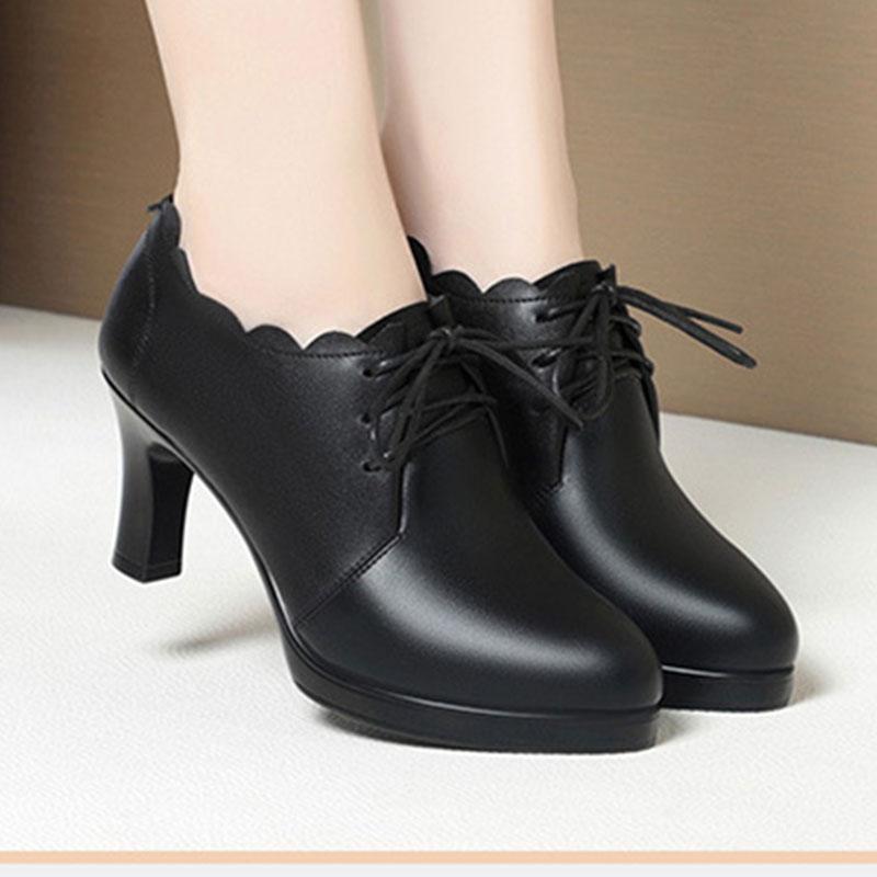 Frühling Herbst Weiches Leder Weiche Sohle Vielseitige Mode Bequeme High Heels Schnürschuhe mit tiefem Mund Damen Lederschuhe