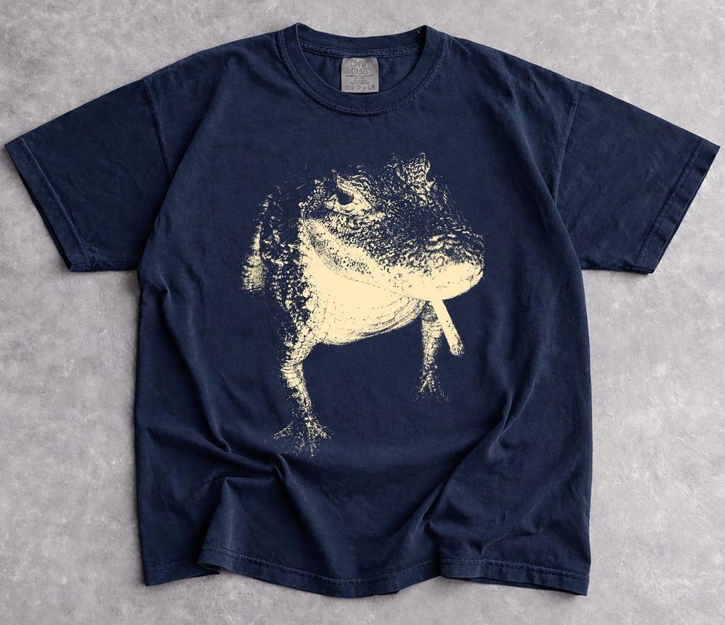 Alligator Smoke Vintage Shirt, Funny Reptile Graphic Tee, Southern Gothic Comfort Colors, Washed Black Animal Lover T-Shirt, Retro Tee Gifts