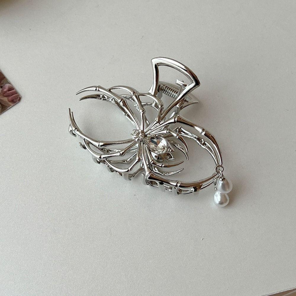Pearl Large Shark Clip Hollow Metal Hair Claw Exaggerated Spider Hair Claw  Girl