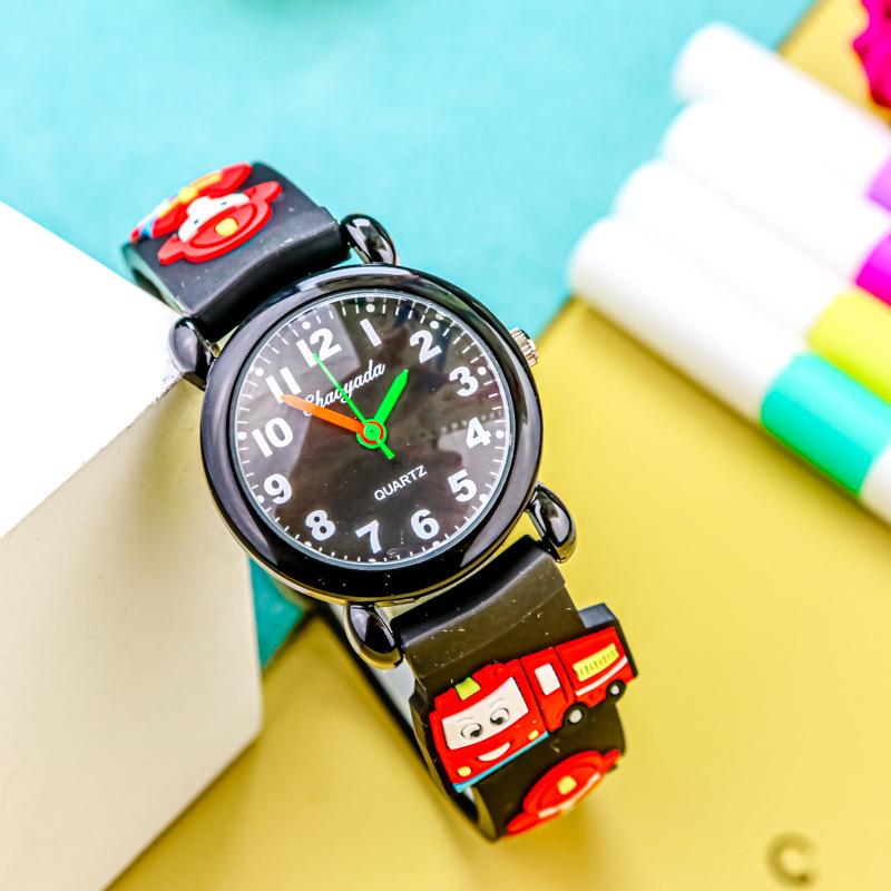 Dziecięcy Kreskówkowy Zegarek Kwarcowy 3D - Motywy: Piłka nożna, Samolot, Koparka, Dinozaur