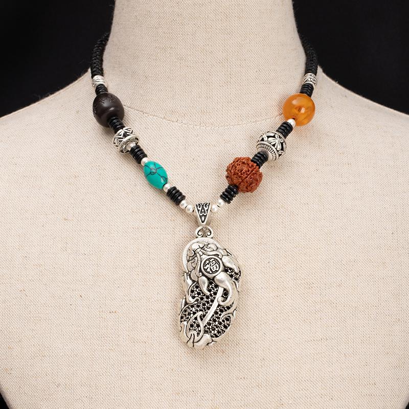 Retro Imitation Silver Necklace, Women'S Jewelry, Bodhi Collarbone Chain, Tibetan Silver Lucky Bag Pendant, Ethnic Style Sweater Chain.
