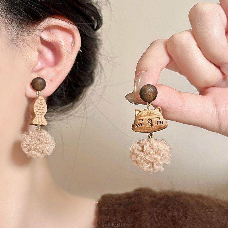 

Модні сережки-краплі для жіночих прикрас коричневий