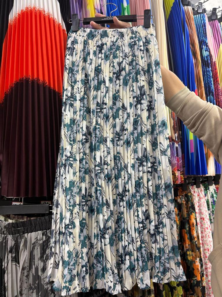 European & American Pleated Print Midi Skirt, Soft Chiffon Fabric, High Waist, Versatile Style