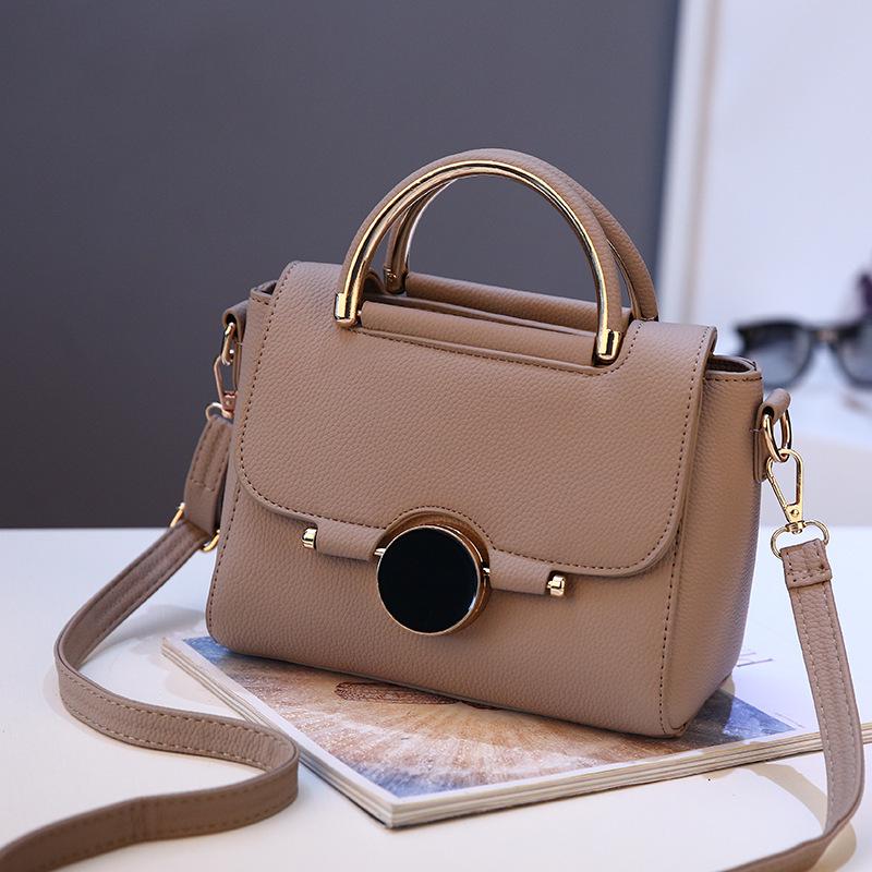 

Versatile women s bag new fashion round lock handbag Korean version sweet shoulder messenger bag one piece delivery хакі