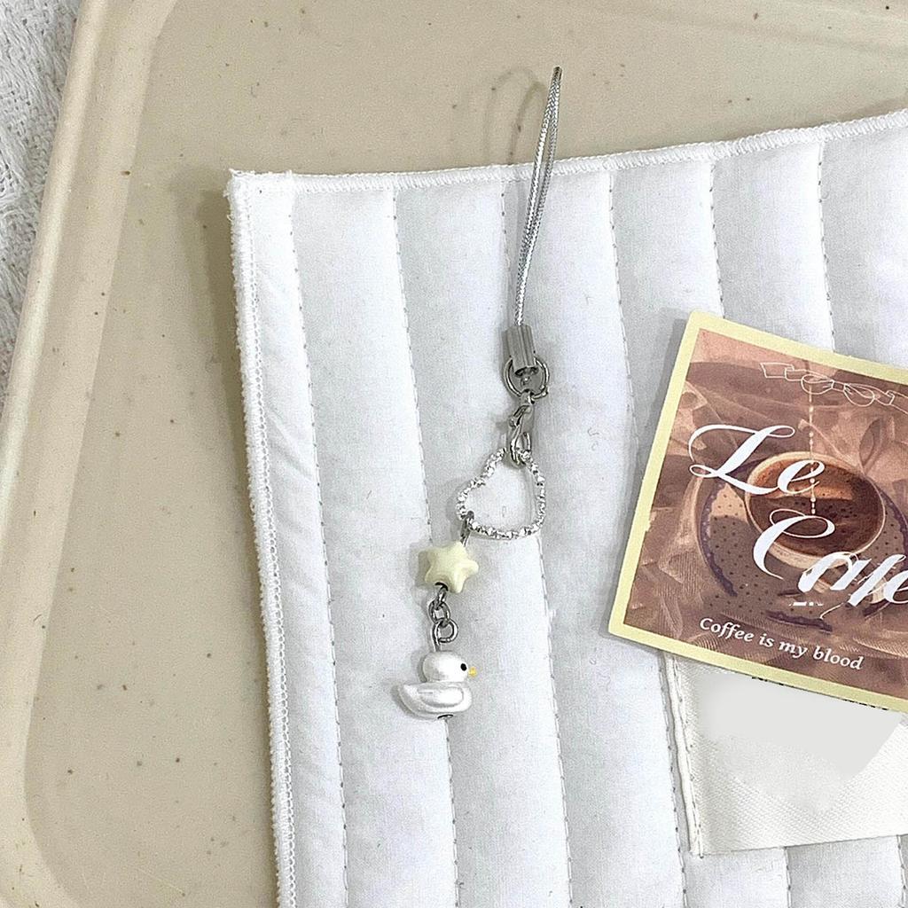 Lucky Key Phone Chain Ornament Sweet Flower Beaded Cellphone Pendant Phone Lanyard Bag Charm for Fashionable Individuals