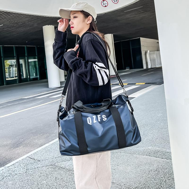 Street Trend Travel Bag Glossy Material Portable Outdoor Portable Ladies Travel Bag Commuter Messenger Bag