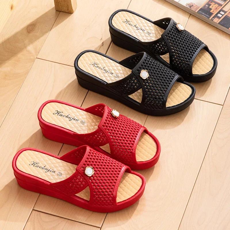 Women Shoes Summer Slippers Women Wear Outside Thick Sole Wedge Heels Fashion Slippers Soft Bottom Mother Shoes Zapatos De Mujer