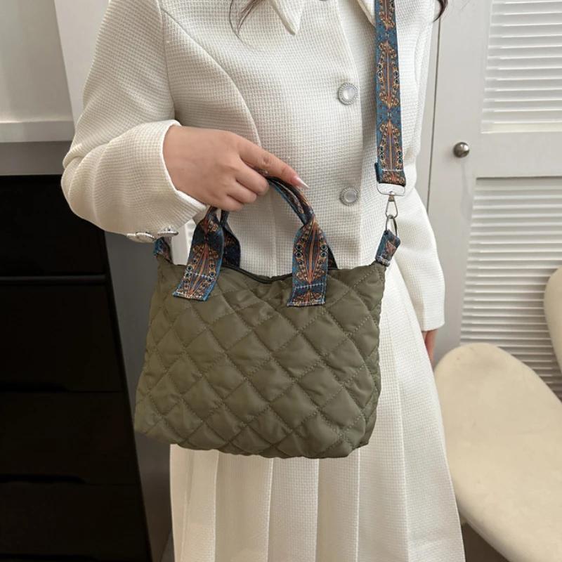 Women Wide Shoulder Belt Handbag Fall/Winter Rhombus Space Cotton Shoulder Bag Large Capacity All-Match Shopping Tote Bag