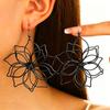 1 Pair Vintage Hollow Flower Metal Earrings Exaggerated Geometric Woven Drop Dangle Earrings Elegant Fashion Jewelry for Women
