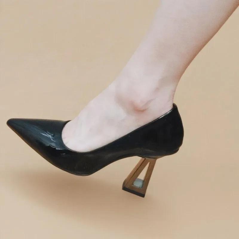 Fashion Special Heel Black High Heels Women's 2025 Summer Sexy Patent Leather Explosive Single Shoes