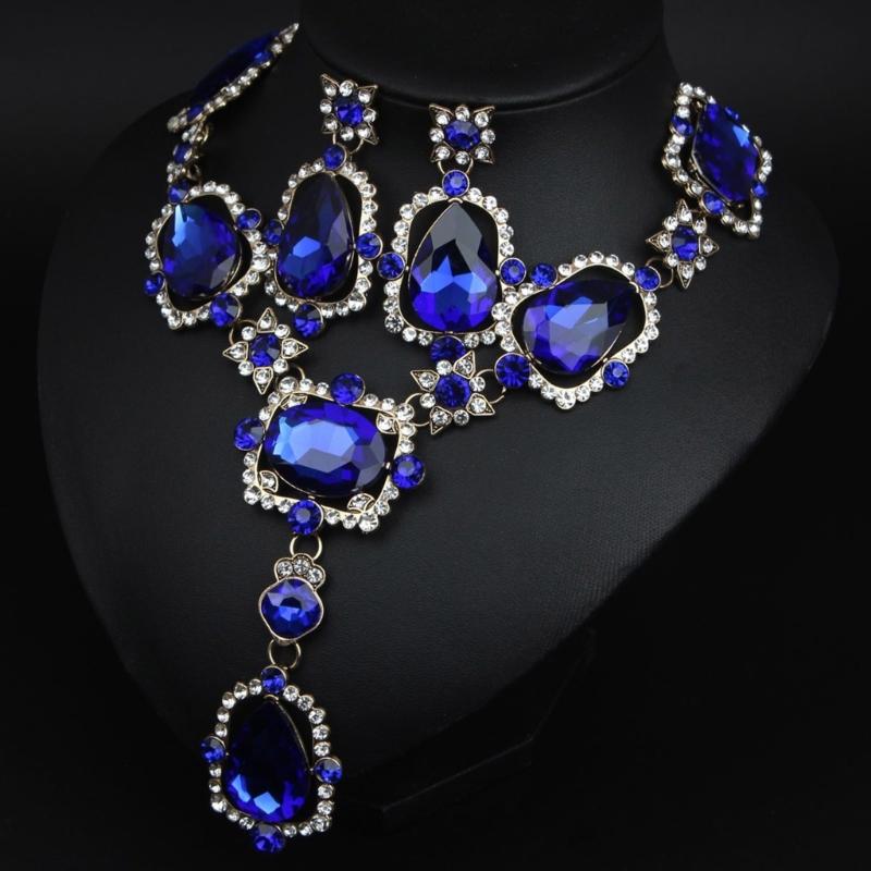 Elegant Crystal Gemstones Necklace And Earrings Set Sparkling Jewelry Set For Formal Occasions Featuring Vintage Designs