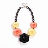 Collana Boema con Fiore in Acrilico - Catena Colorata per Maglione a Forma di Rosa
