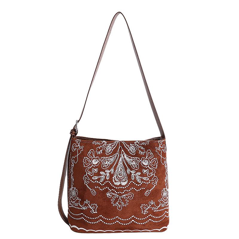 Autumn and winter new matte shoulder bag embroidery tote bag commuter suede tote bag коричневый