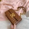 Popular small bag women's new fashion spring shoulder messenger bag beautiful personality casual small square bag