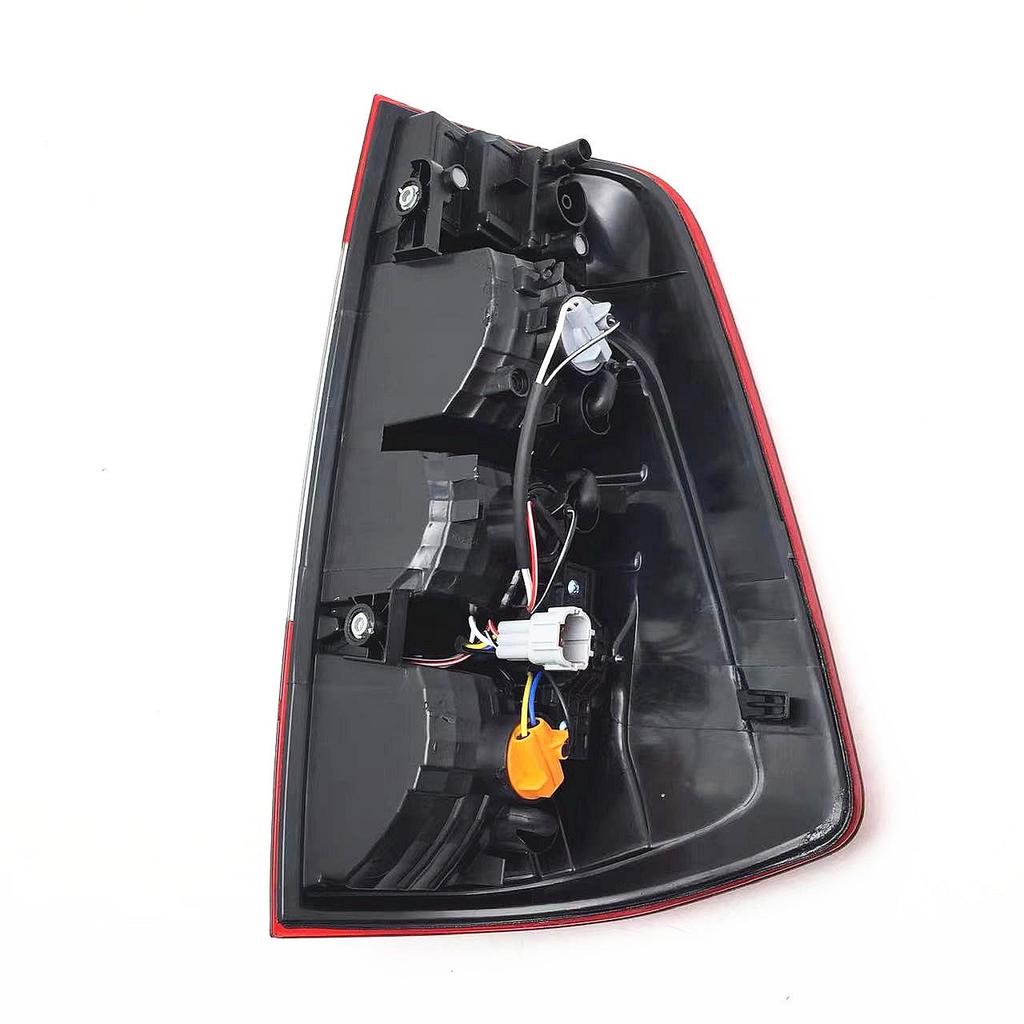 Zhengzhou Navara Rich 6 Rear Taillight & Brake Light Assembly '17 Model