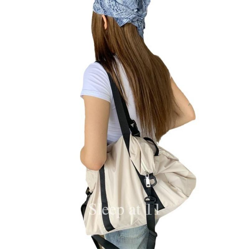 

Корейская версия Простая универсальная легкая нейлоновая дорожная сумка через плечо бежевый