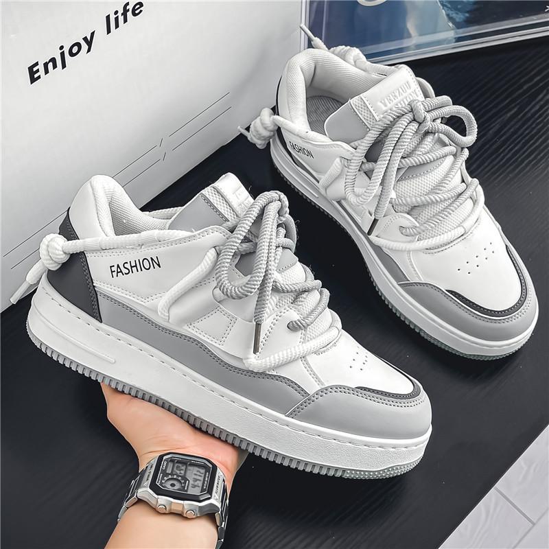 New Men's Classic Four Seasons Fashion Low Top Skateboarding Shoes Comfortable Soft Sole Sneakers