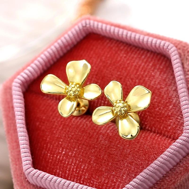 2025 Floral Flower Metal Earrings 2024 New Popular Niche Design Earrings Retro Light Luxury Earrings