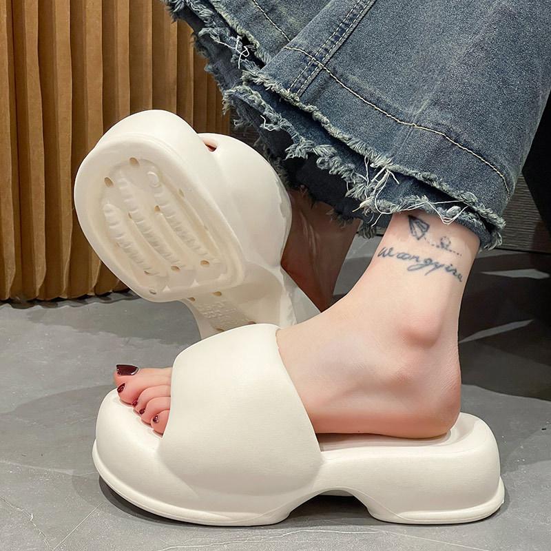 Fashion Summer Women Thick Sole Slippers Outdoor Casual Eva Platform Slippers Bathroom Anti-Slip Soft Sandals Fashion Ladies Cloud Shoes