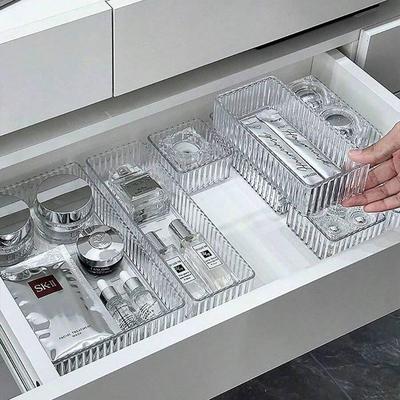 Transparenter rechteckiger Kosmetik-Organizer für Lippenstifte & Pinsel