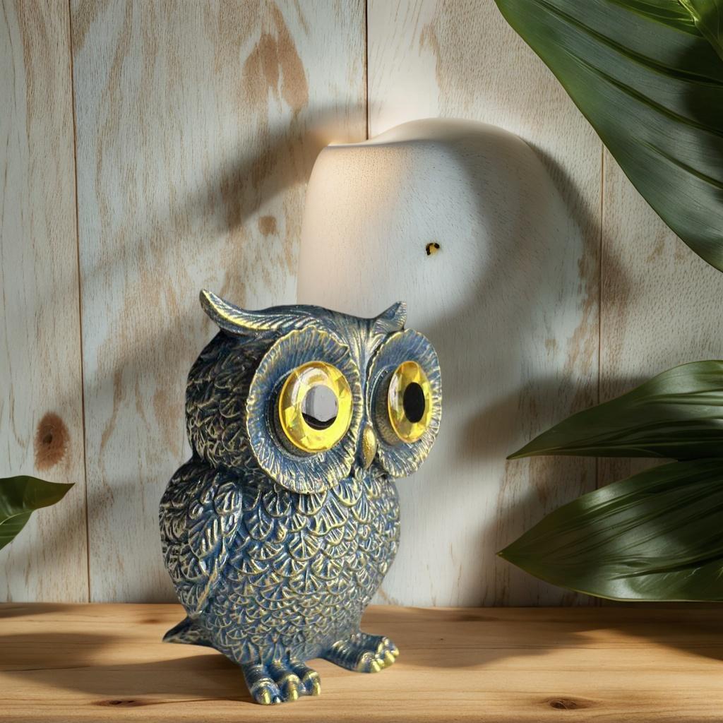 1 Piece of Retro-Style Cute Big-Eyed Owl Figurine, Creative Desktop Decoration Resin Craft, Adds Artistic Flair, Full of Details