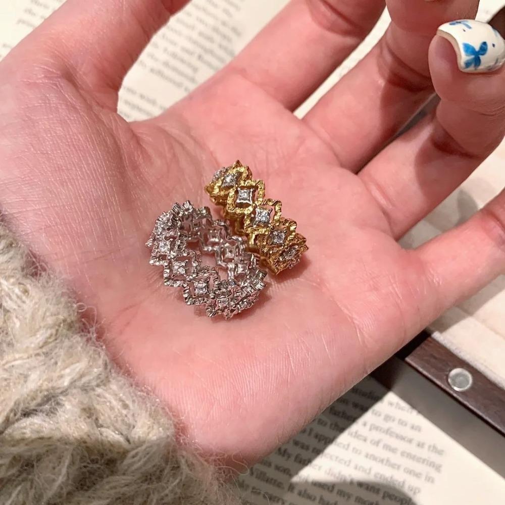 Italian Vintage Lace Rings for Women Elegant Diamond Rhinestone Gold Plated Hollow Design Fashion Jewelry